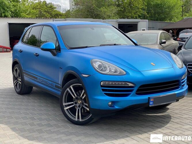 Porsche Cayenne 32 interauto-car