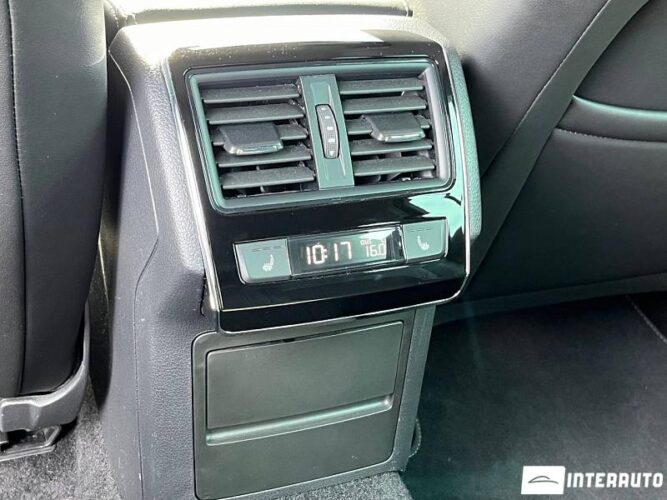 Skoda Superb 49 interauto-car