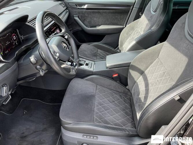 Skoda Superb 37 interauto-car