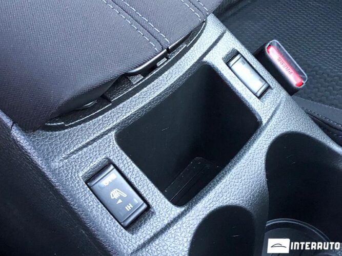 Nissan Qashqai 43 interauto-car