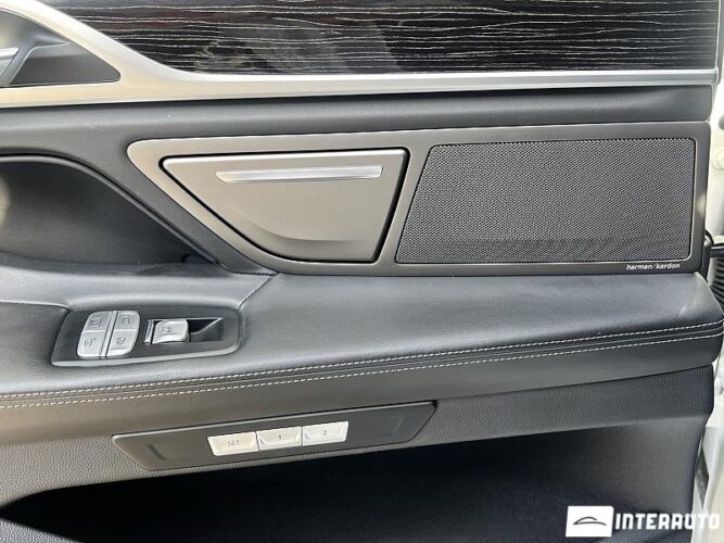 BMW 740e 54 interauto-car