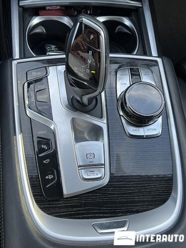 BMW 740e 49 interauto-car