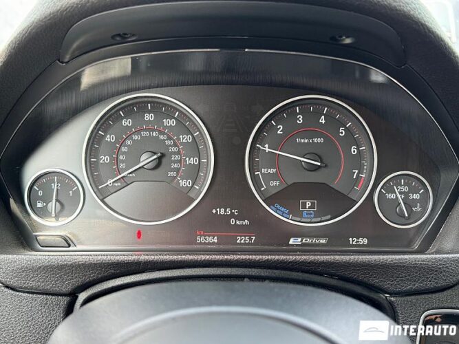 BMW 330E 37 interauto-car