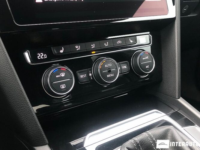 Volkswagen Arteon 41 interauto-car