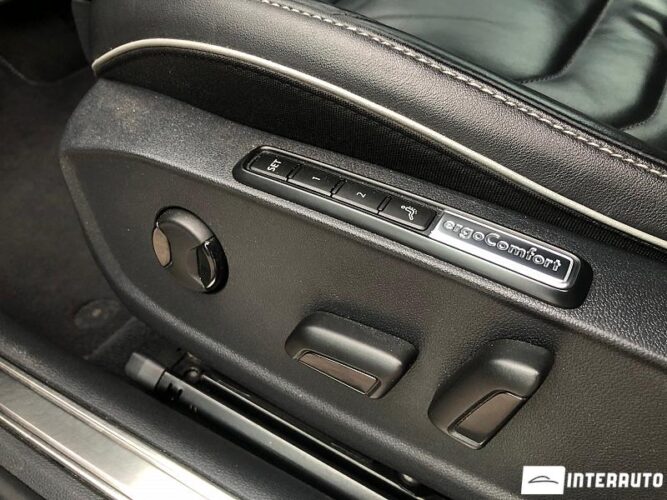 Volkswagen Arteon 44 interauto-car