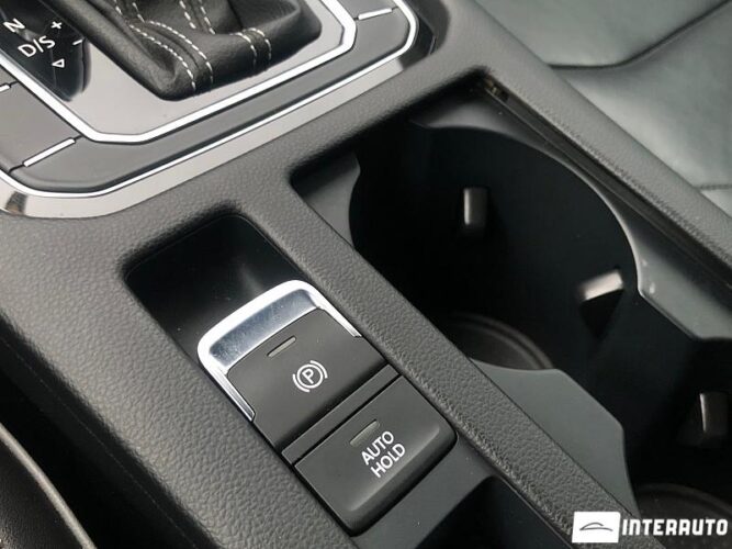 Volkswagen Arteon 43 interauto-car