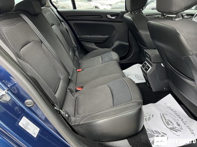 Renault Megane 42 interauto-car