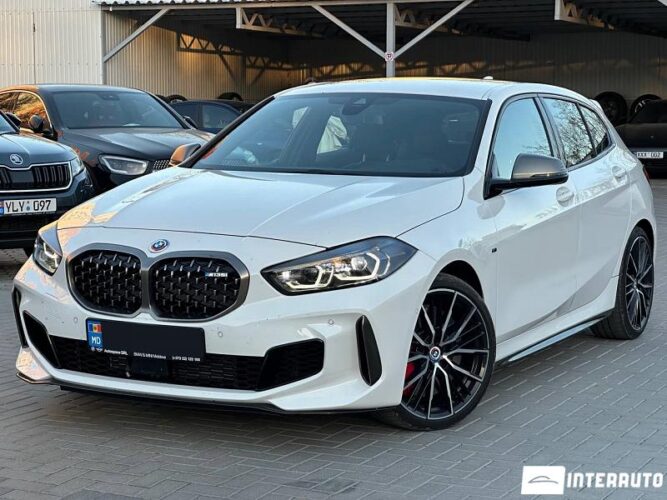 BMW M135 32 interauto-car