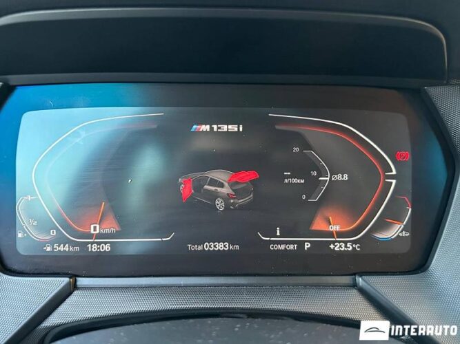 BMW M135 39 interauto-car