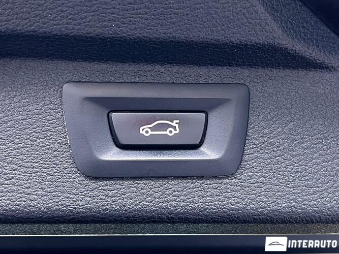 BMW X5 3.0D 60 interauto-car