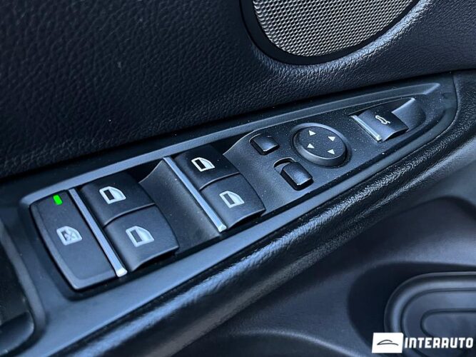 BMW X5 3.0D 42 interauto-car