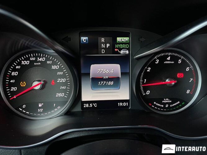 Mercedes GLC 350e 39 interauto-car