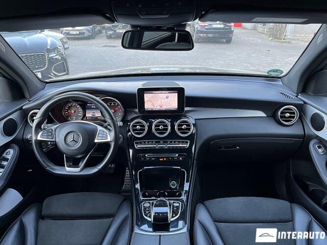 Mercedes GLC 350e 37 interauto-car