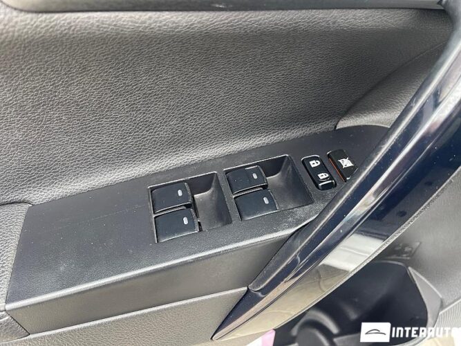 Toyota Auris 47 interauto-car