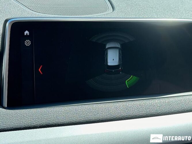 BMW X5 2.5D 42 interauto-car