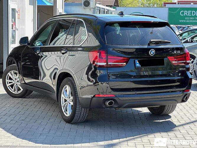BMW X5 2.5D 37 interauto-car