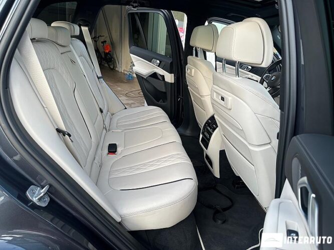 BMW X5 4.5e 52 interauto-car