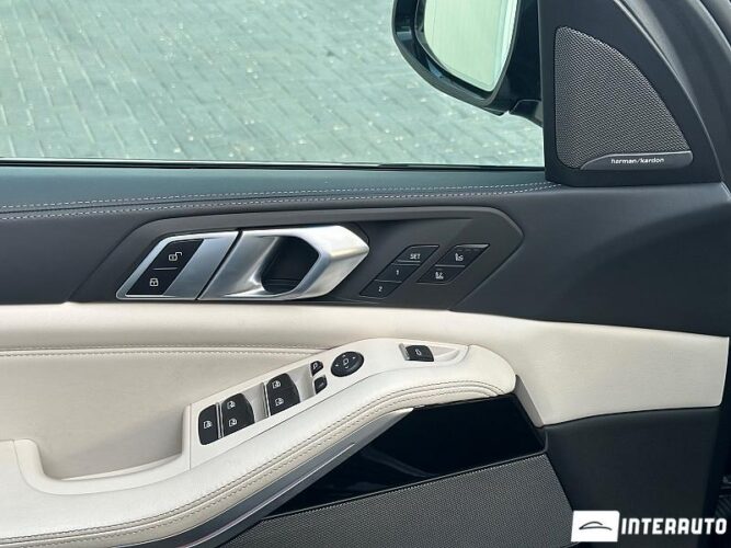 BMW X5 4.5e 47 interauto-car