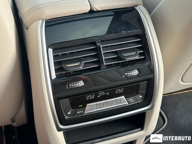 BMW X5 4.5e 64 interauto-car