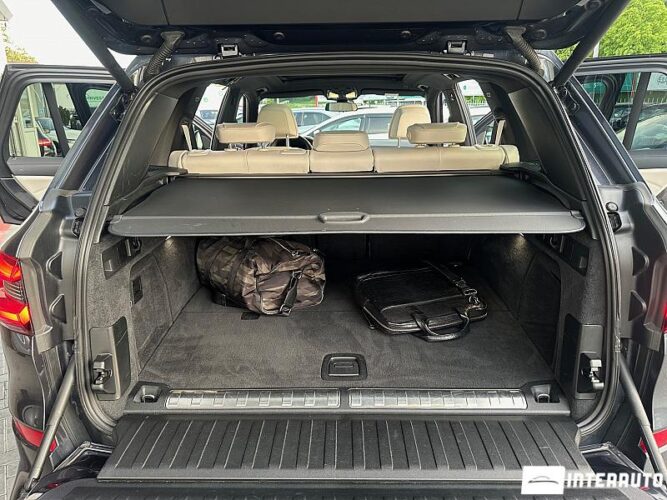 BMW X5 4.5e 53 interauto-car