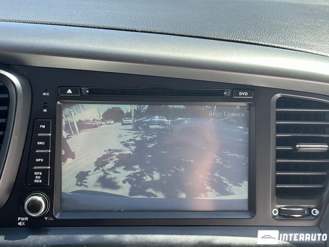 Kia Optima 37 interauto-car