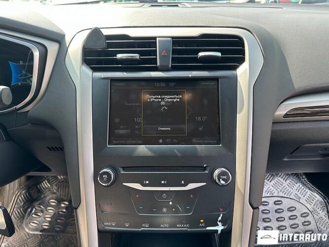 Ford Fusion 38 interauto-car