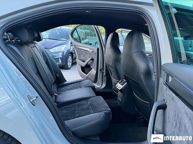 Skoda Superb 56 interauto-car