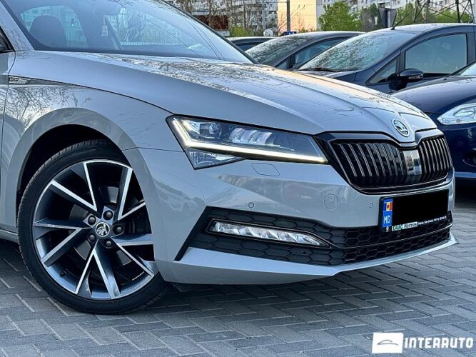 Skoda Superb 41 interauto-car