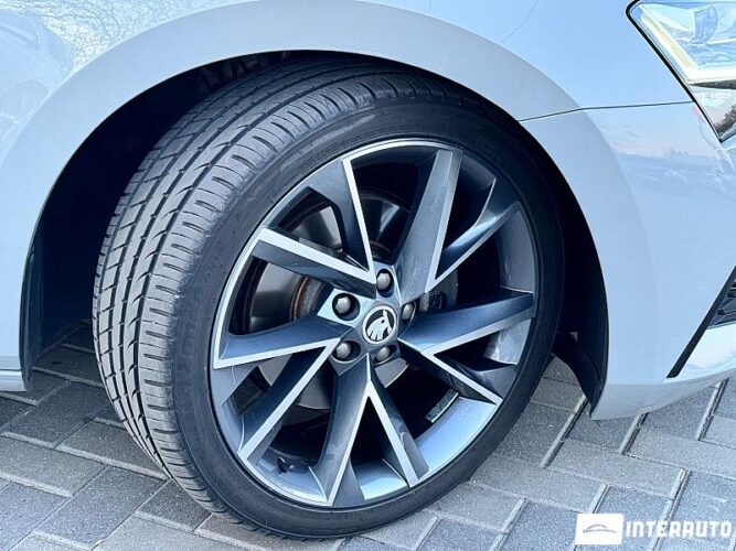 Skoda Superb 59 interauto-car