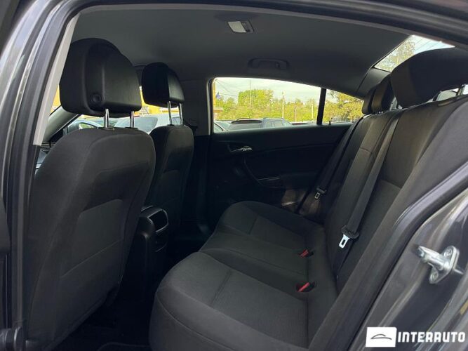 Opel Insignia 41 interauto-car