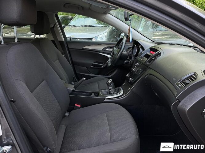 Opel Insignia 39 interauto-car