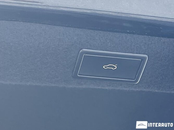 Skoda Superb 64 interauto-car