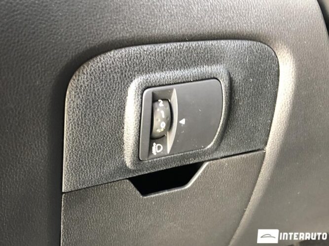 Renault Scenic 44 interauto-car