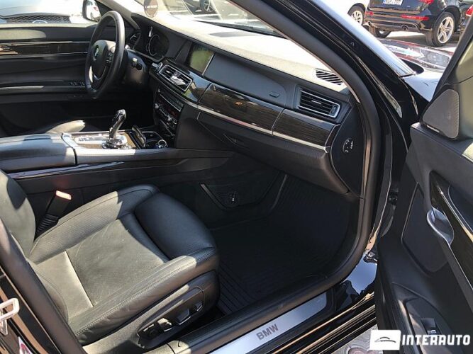 BMW 730 46 interauto-car