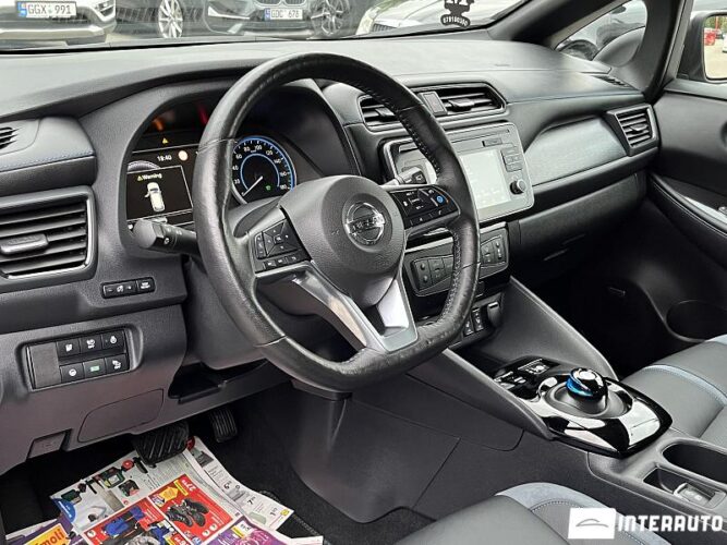 Nissan Leaf 44 interauto-car