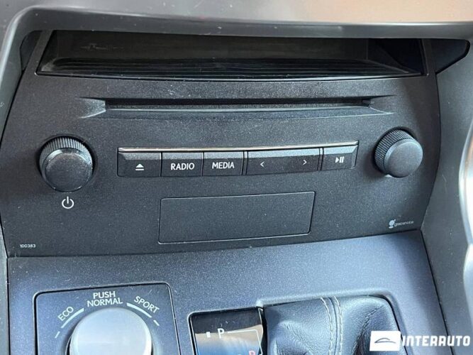 Lexus NX 300H 37 interauto-car