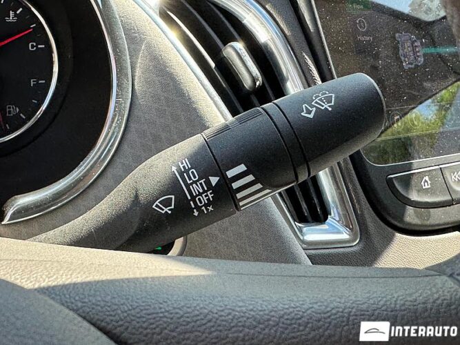 Chevrolet Malibu 44 interauto-car