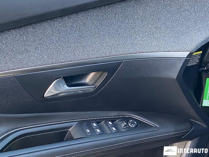 Peugeot 3008 35 interauto-car