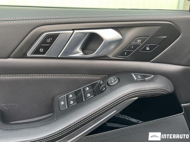 BMW X5 4.5e 41 interauto-car