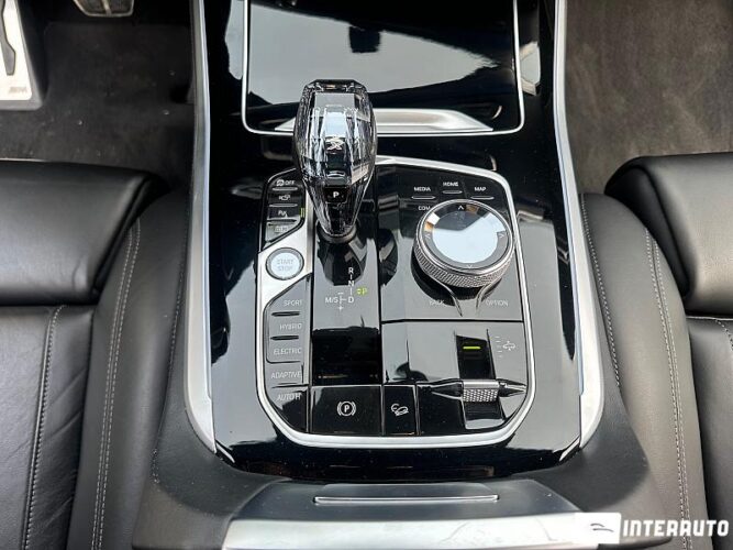 BMW X5 4.5e 49 interauto-car