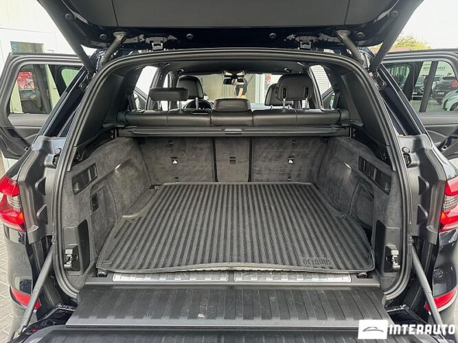 BMW X5 4.5e 55 interauto-car