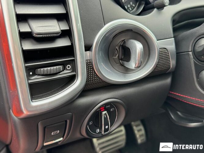 porsche Cayenne GTS 2016