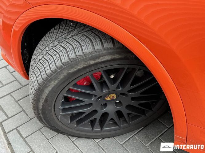 porsche Cayenne GTS 2016