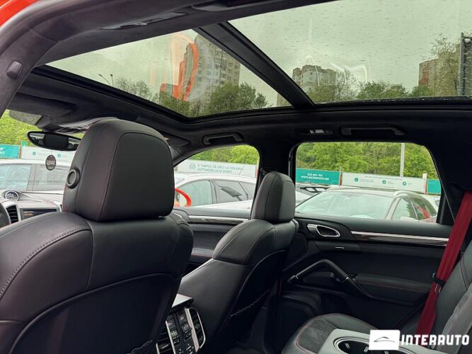 porsche Cayenne GTS 2016