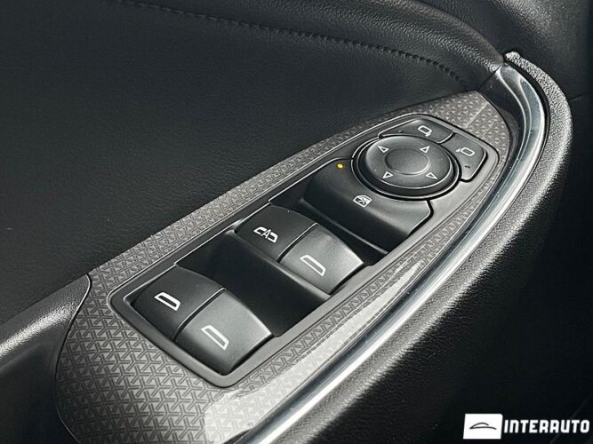 Chevrolet Malibu 42 interauto-car