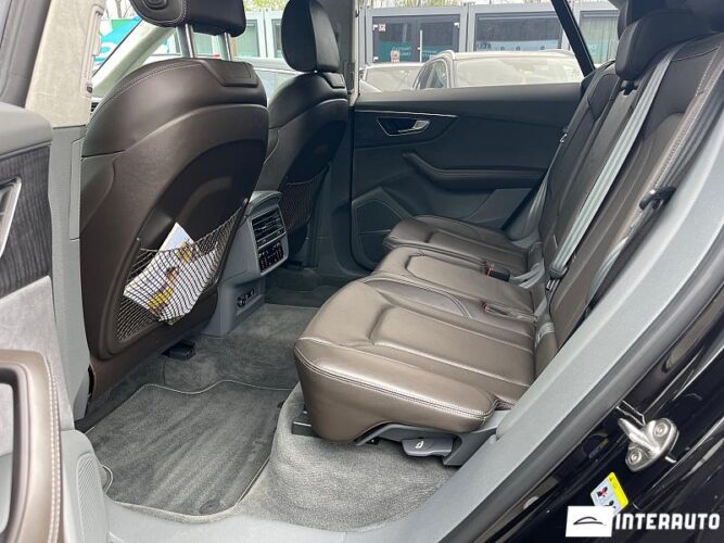 Audi Q8 56 interauto-car