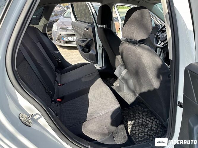 Volkswagen Jetta 40 interauto-car