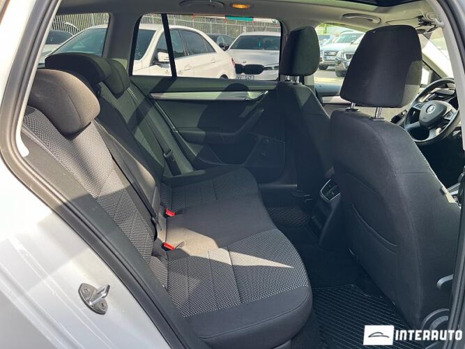 Skoda Octavia 43 interauto-car