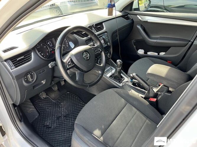 Skoda Octavia 33 interauto-car