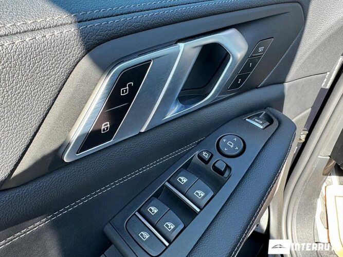 BMW X5 4.5e 51 interauto-car